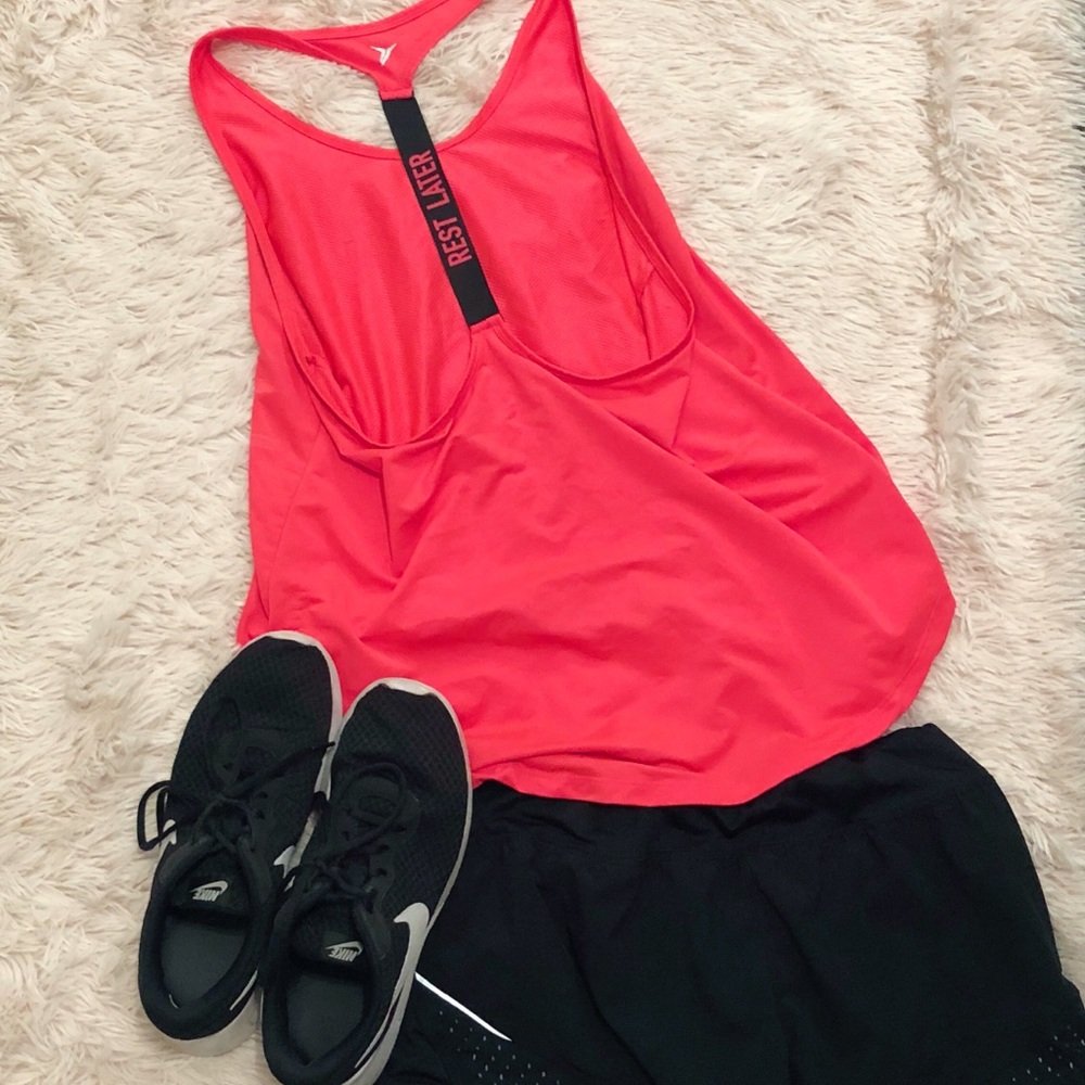 Old Navy active top
